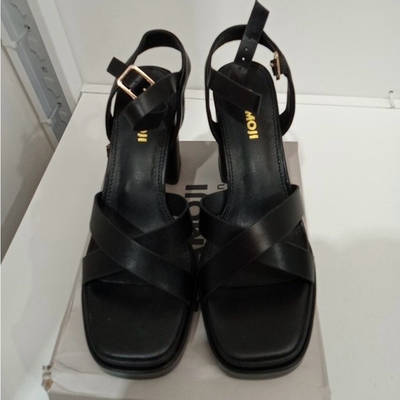 Amoji Women's Platform Heeled Sandals with 1.4 inch Platform &4.3 Inch Heel - Picture 3 of 10